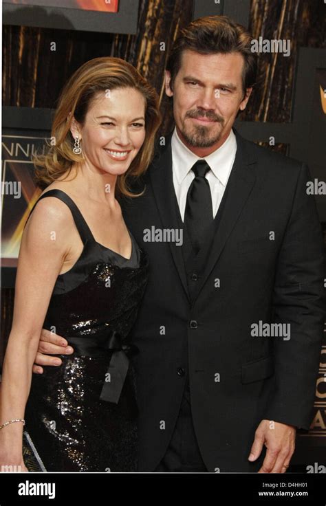 who is diane lane dating now